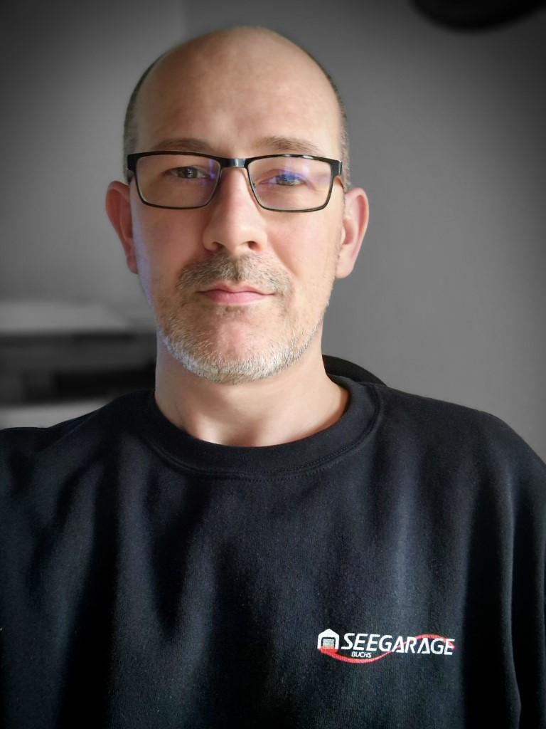 Geschäftsführer / Peter Neeracher Geschäftsführer / Peter Neeracher